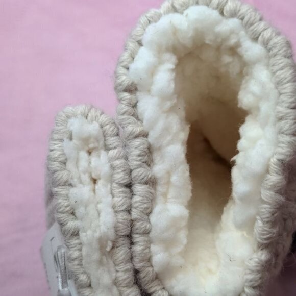 Lemon Cozy and Warm Two Tone Ombre Mittens - Picture 4 of 5